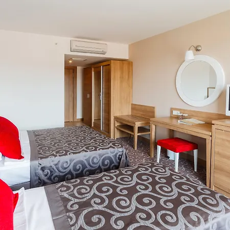 Galeri Resort Okurcalar